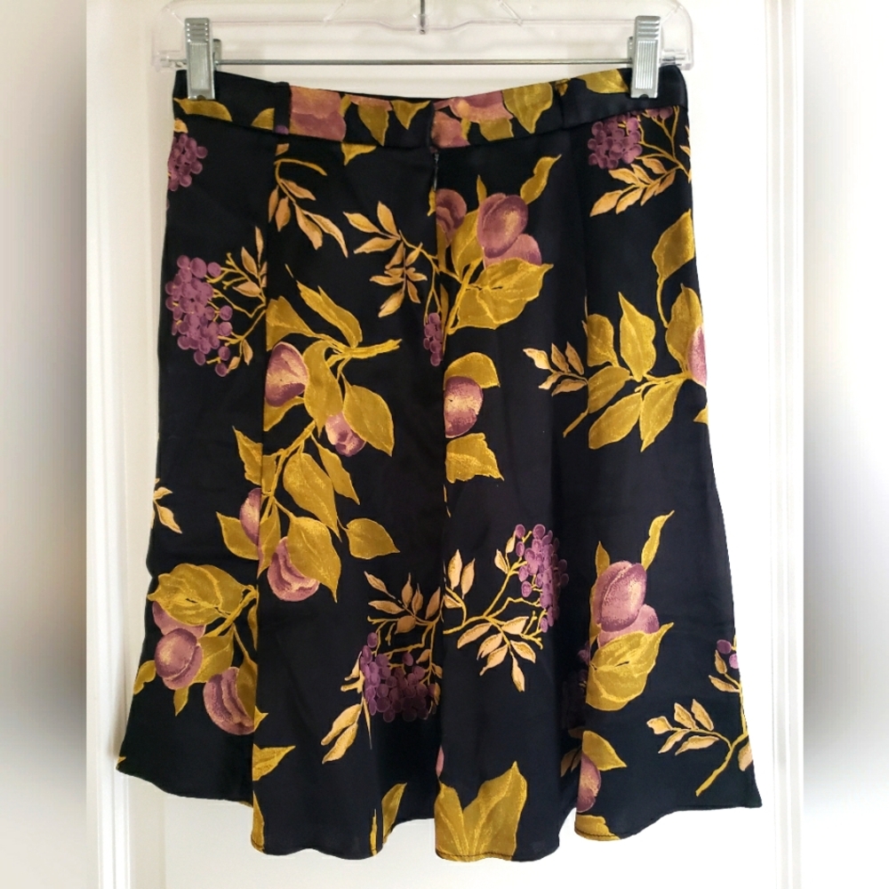 Cynthia Rowley Black Wine Grape Skirt Size 6